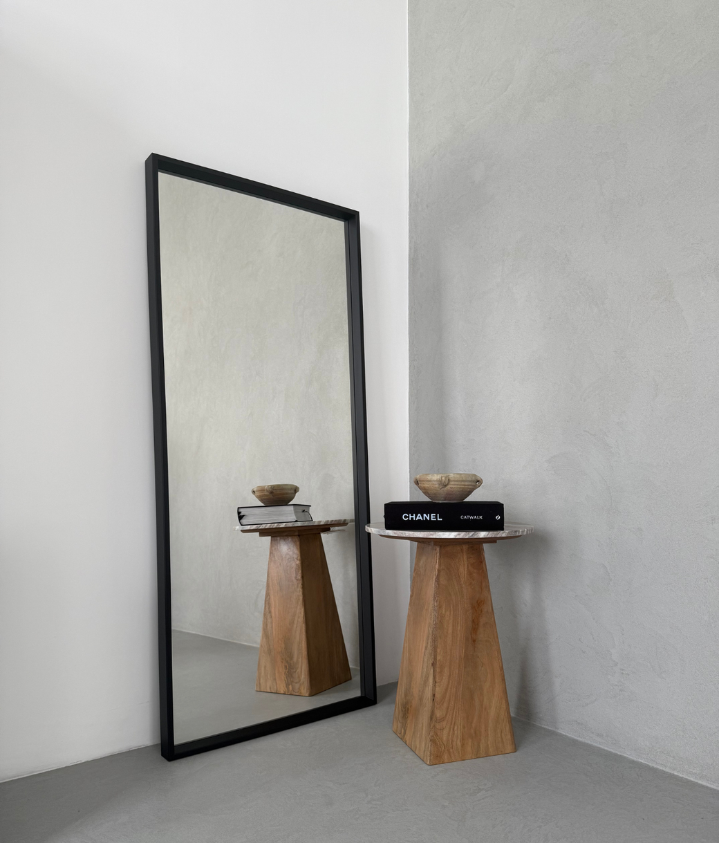 Black Wood Mirror