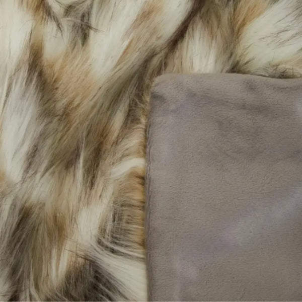 Lamina Natural Fur Throw